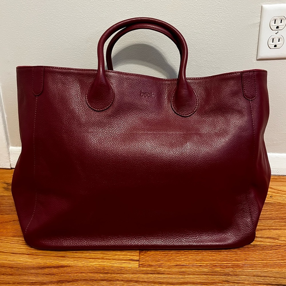 Barely Used Beck Bag - Large Classic Tote - Barcelona (Deep Red)